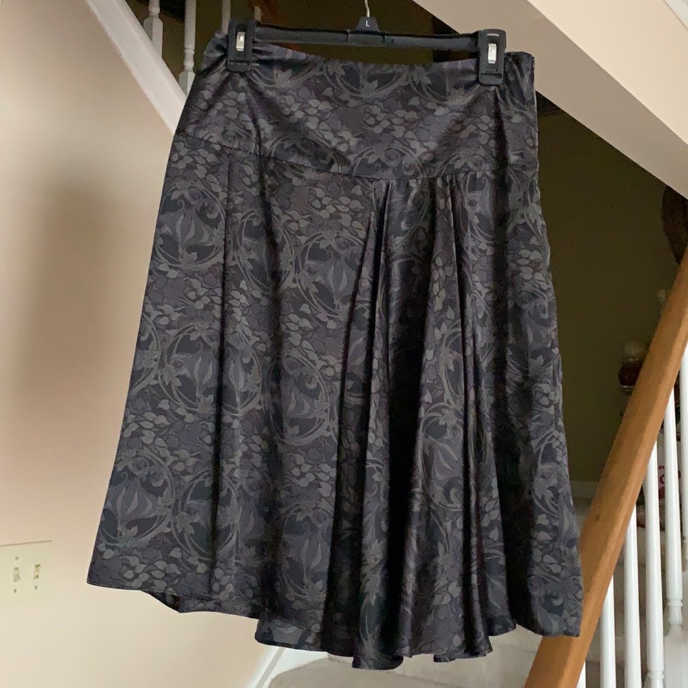 The Limited Skirt